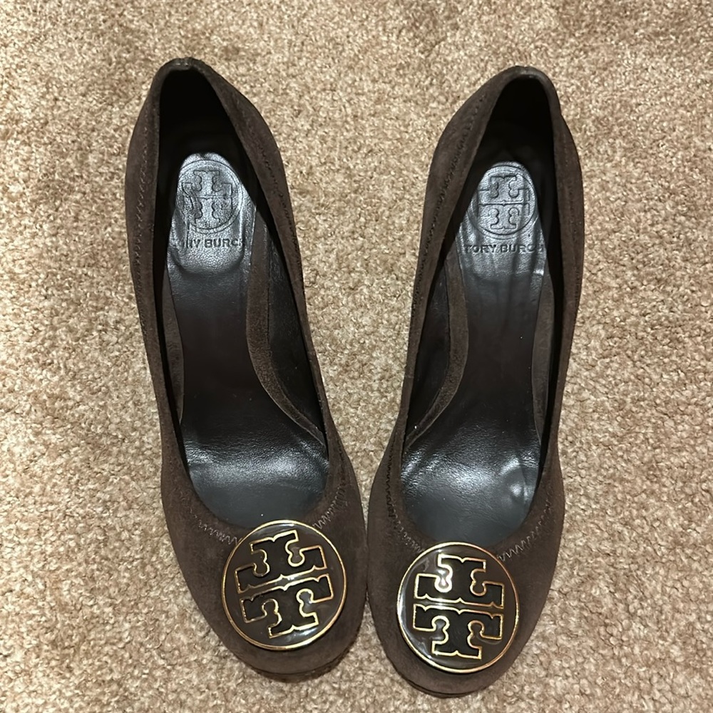 EUC Tory Burch suede wedges
